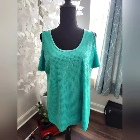 Slinky Brand Tops - Green Short Sleeve Shoulders Out Cold Shoulders Blouse Womens Medium